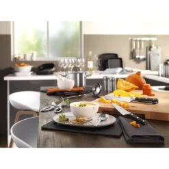 Zwilling Salz & Pfeffermühle 11 Cm, Edelstahl, Silber 9 Zwilling Salz & Pfeffermühle 11 Cm, Edelstahl, Silber -Zwilling shop 000021333